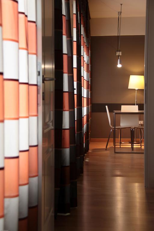 Wall Art Hotel & Residence Прато Стая снимка